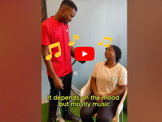 Read more about the article Music or Podcasts During Workouts